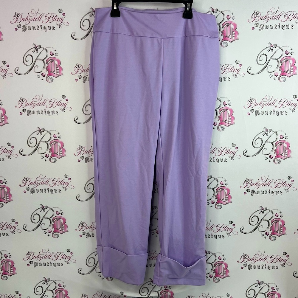 Up! Capri pants purple lilac pastel Chic Lavender Cropped Pants